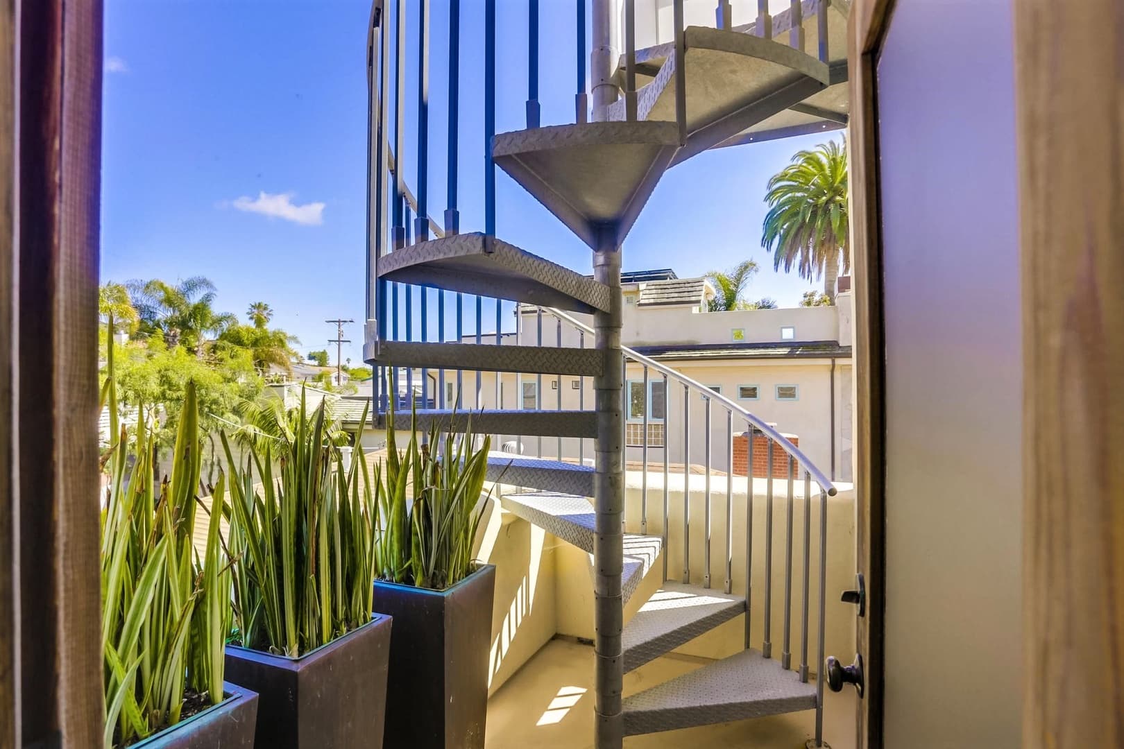 Tranquility La Jolla Home - Image 25