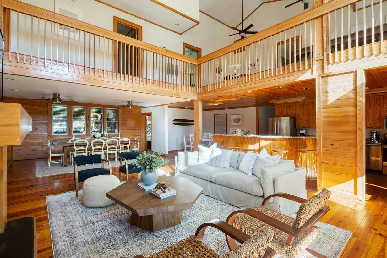 Raven Manor - Image 15