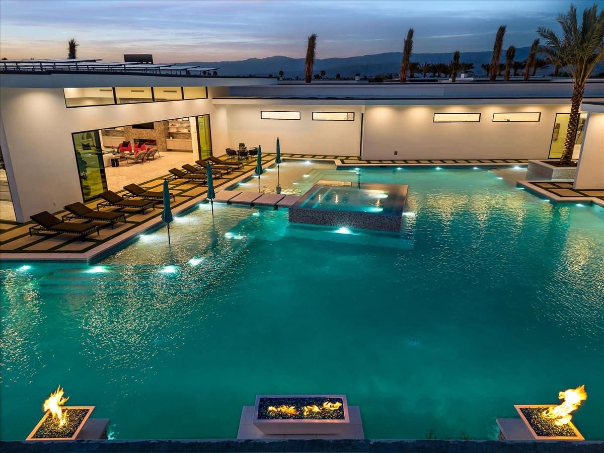 Bravo Villa #10 - Image 81