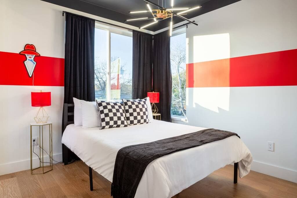 Fun at South 1st Street - Image 28