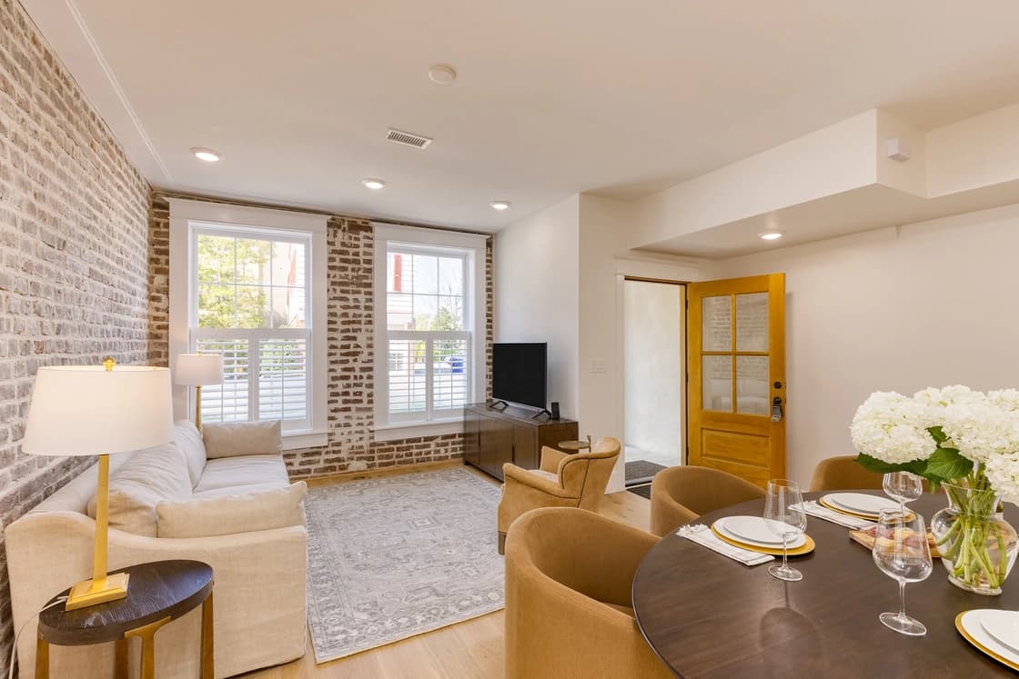 State Residence A - Image 4