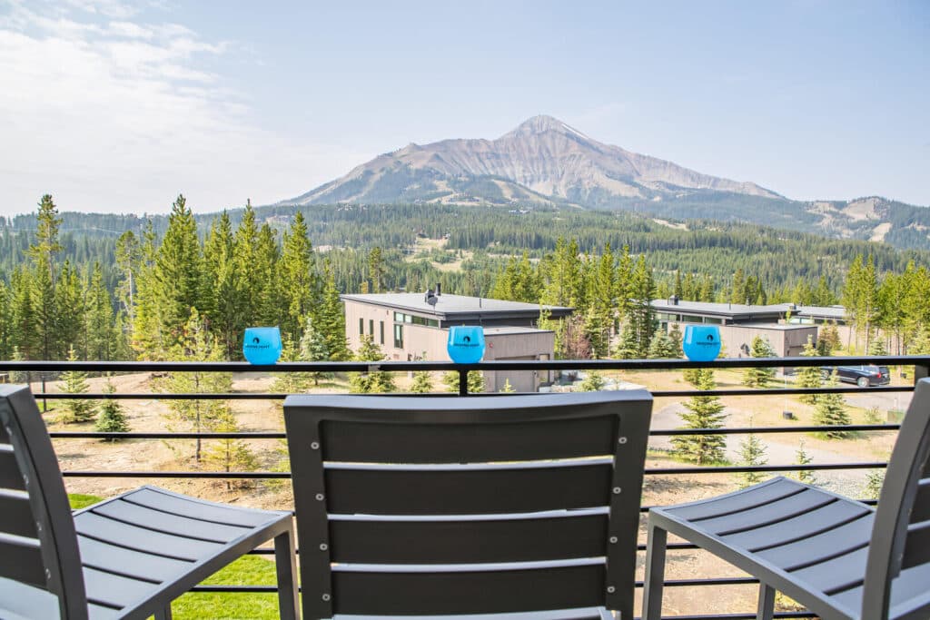 Rustic Madison Lakelodge - Image 3