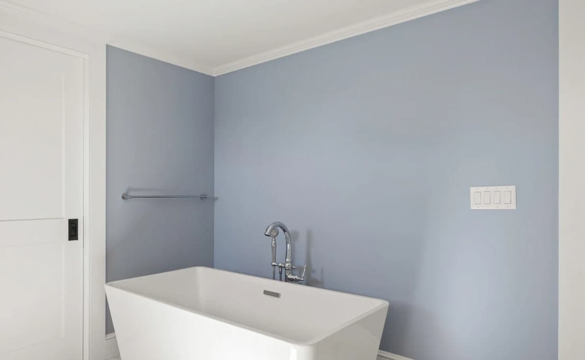 Strong Island Manse - Image 55