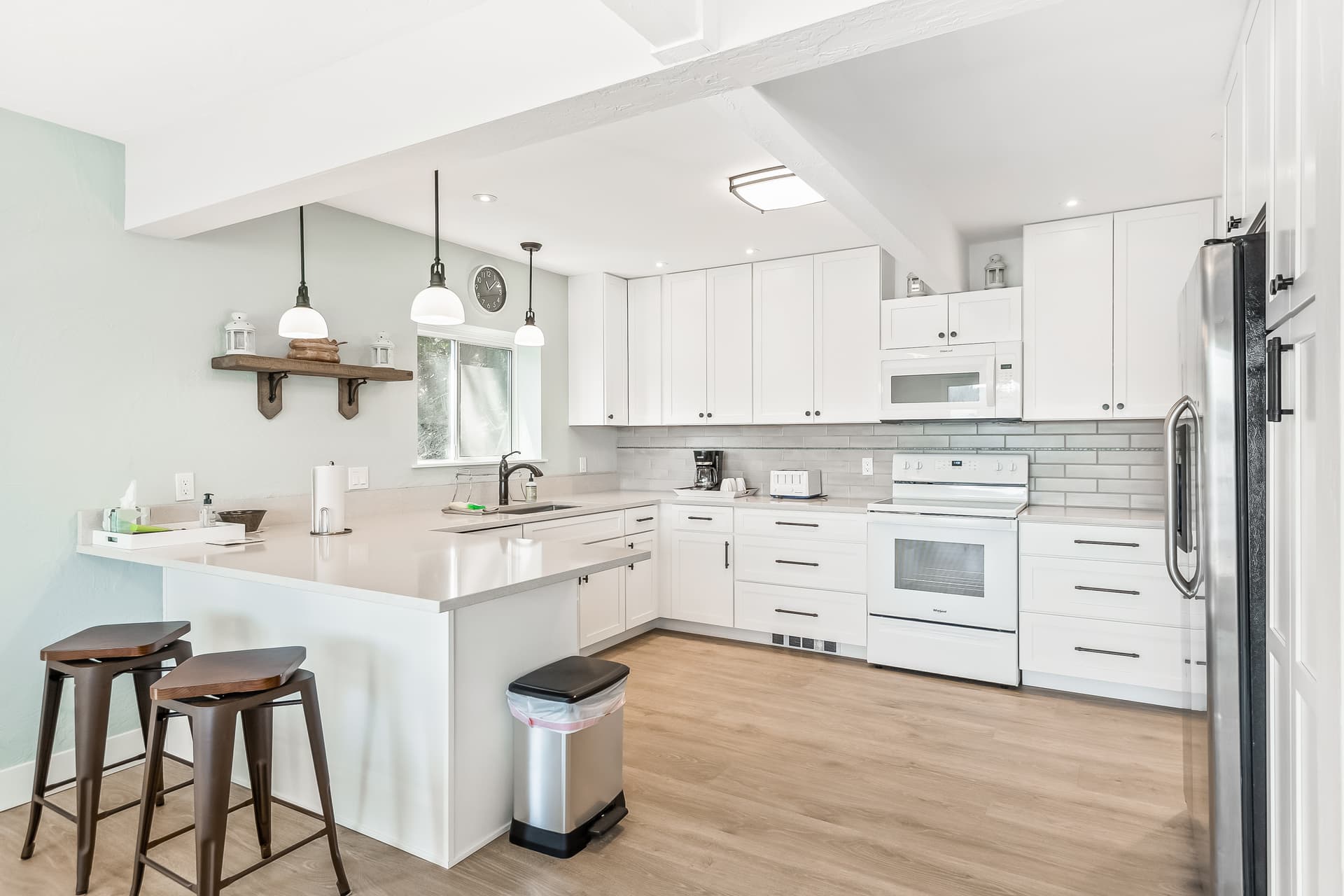 Mica Bay Serenity Cabin - Image 6