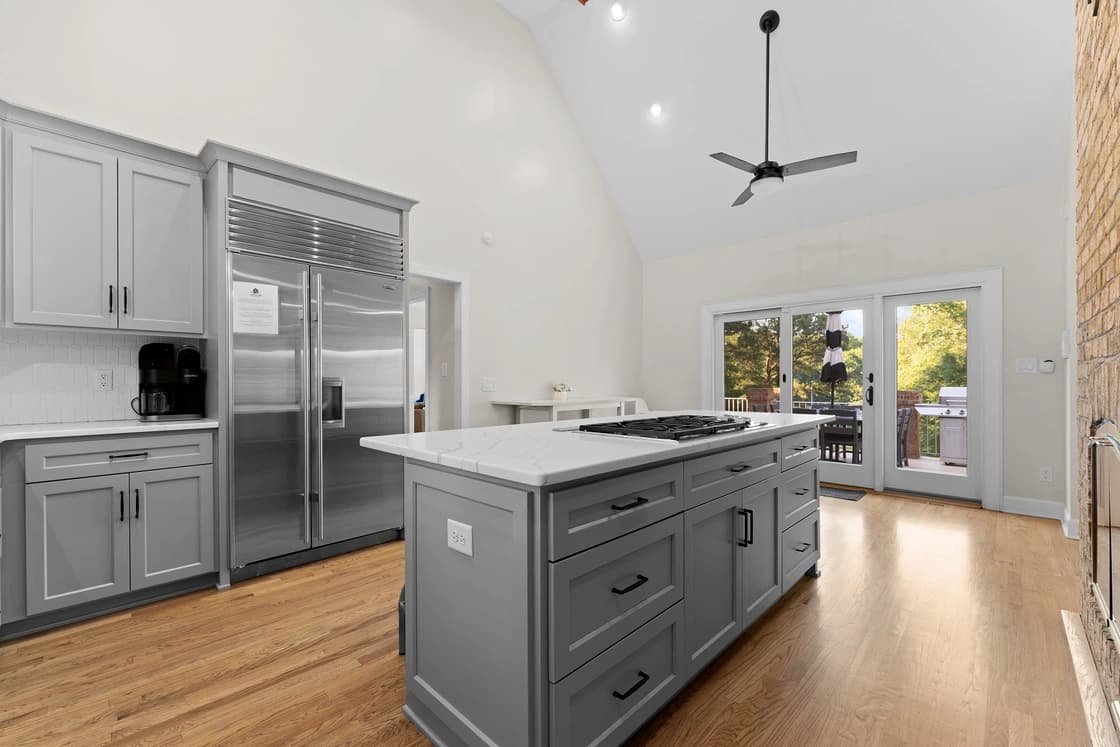 Shoreway Cove - Image 18