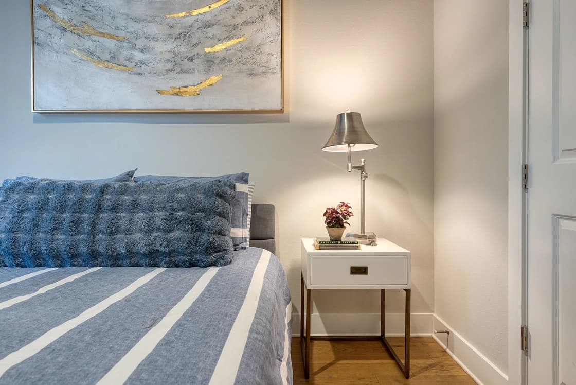 Town Lake Townhouse - Image 18