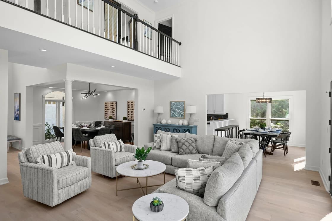 Knotty Pines - Image 18