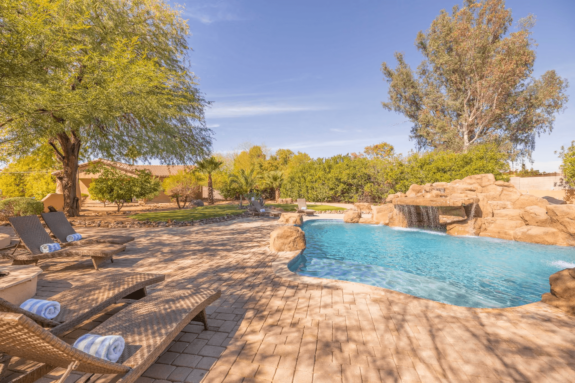 Residence on Cholla - Image 1