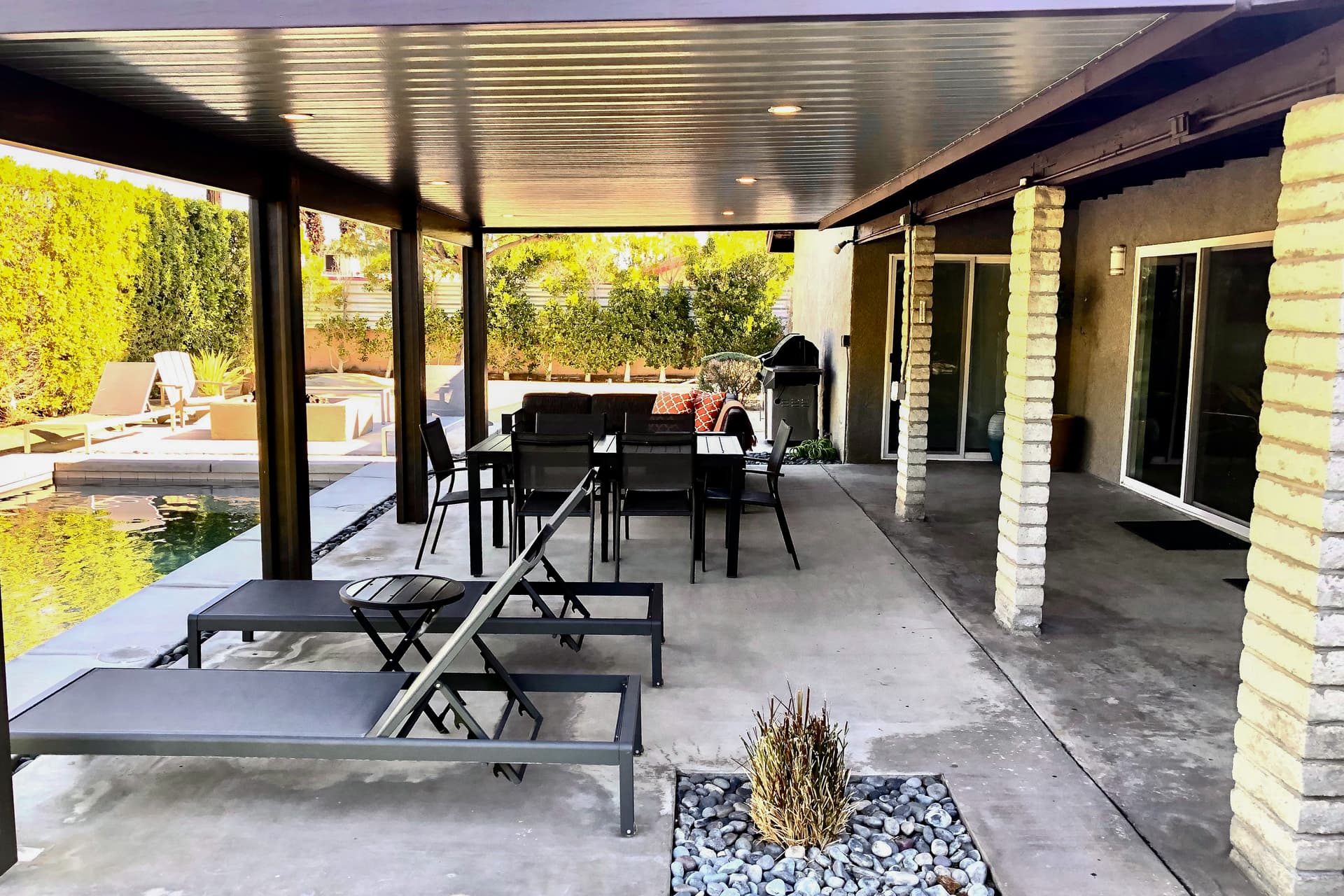 Palm Springs Modern Home - Image 22