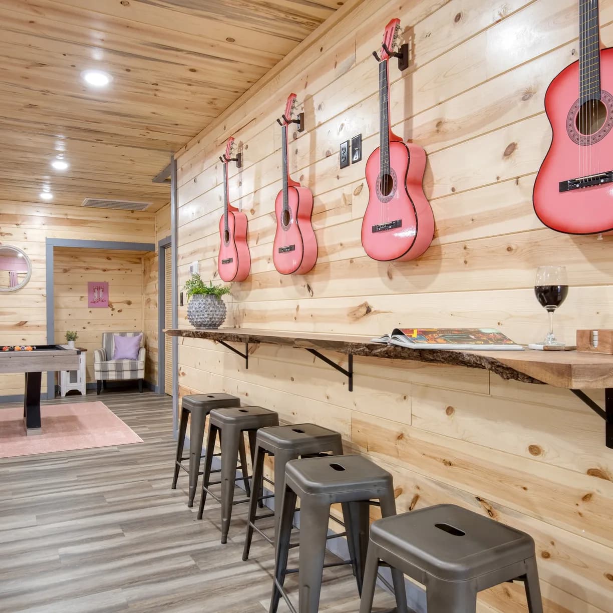 Pink Pines Place - Image 8