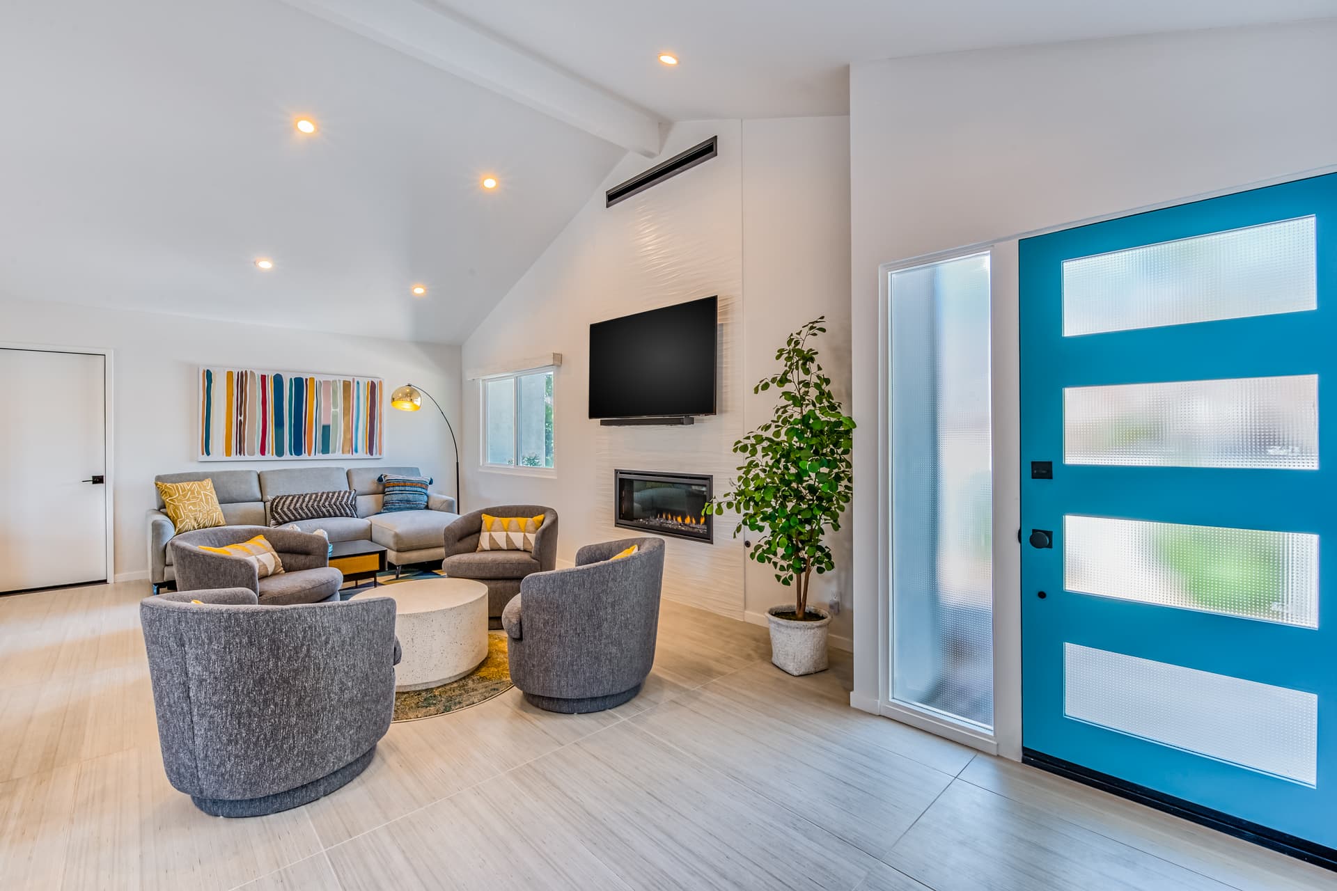 Sun and Games House - Image 2