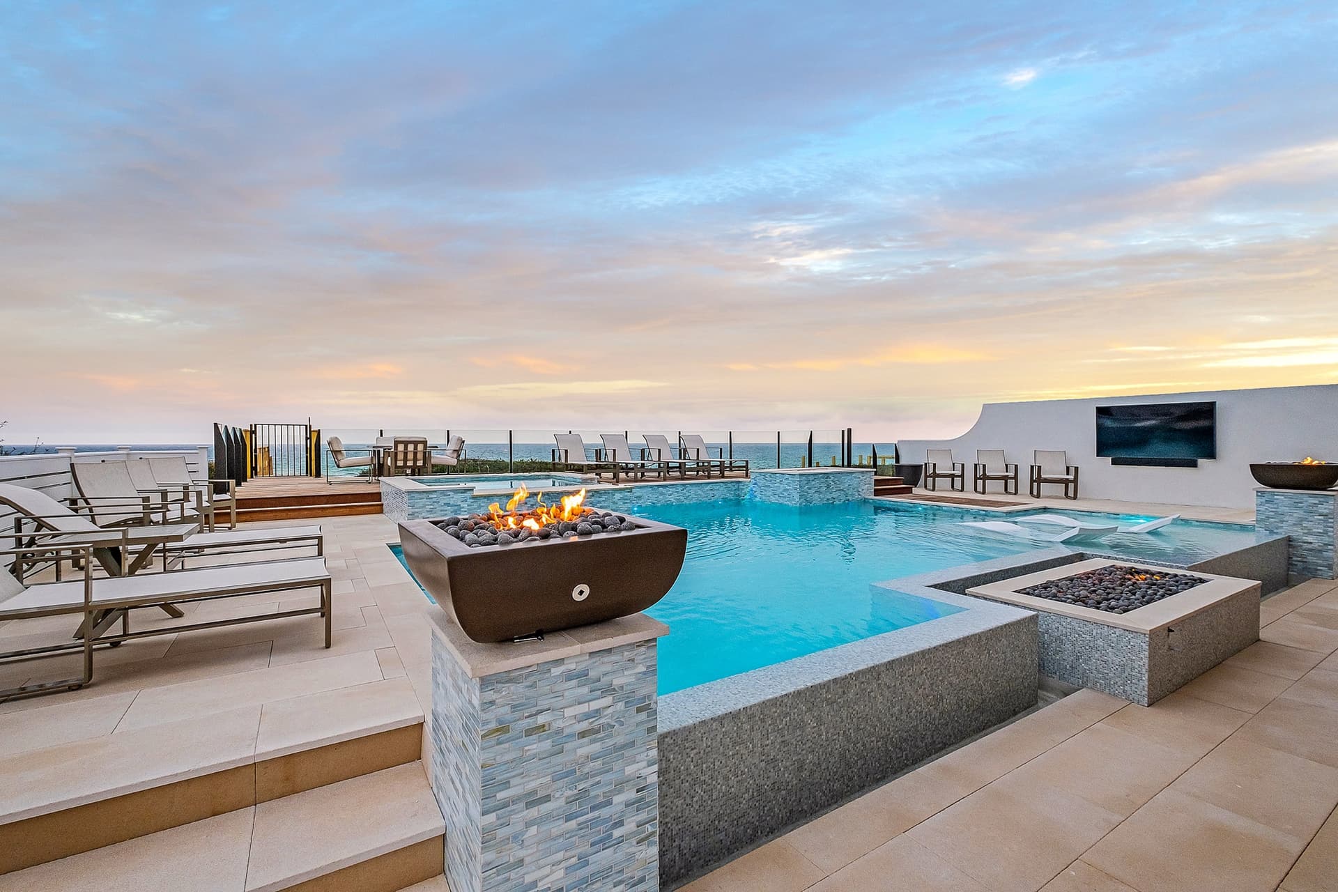 Gulf Front Sanctuary - Image 56