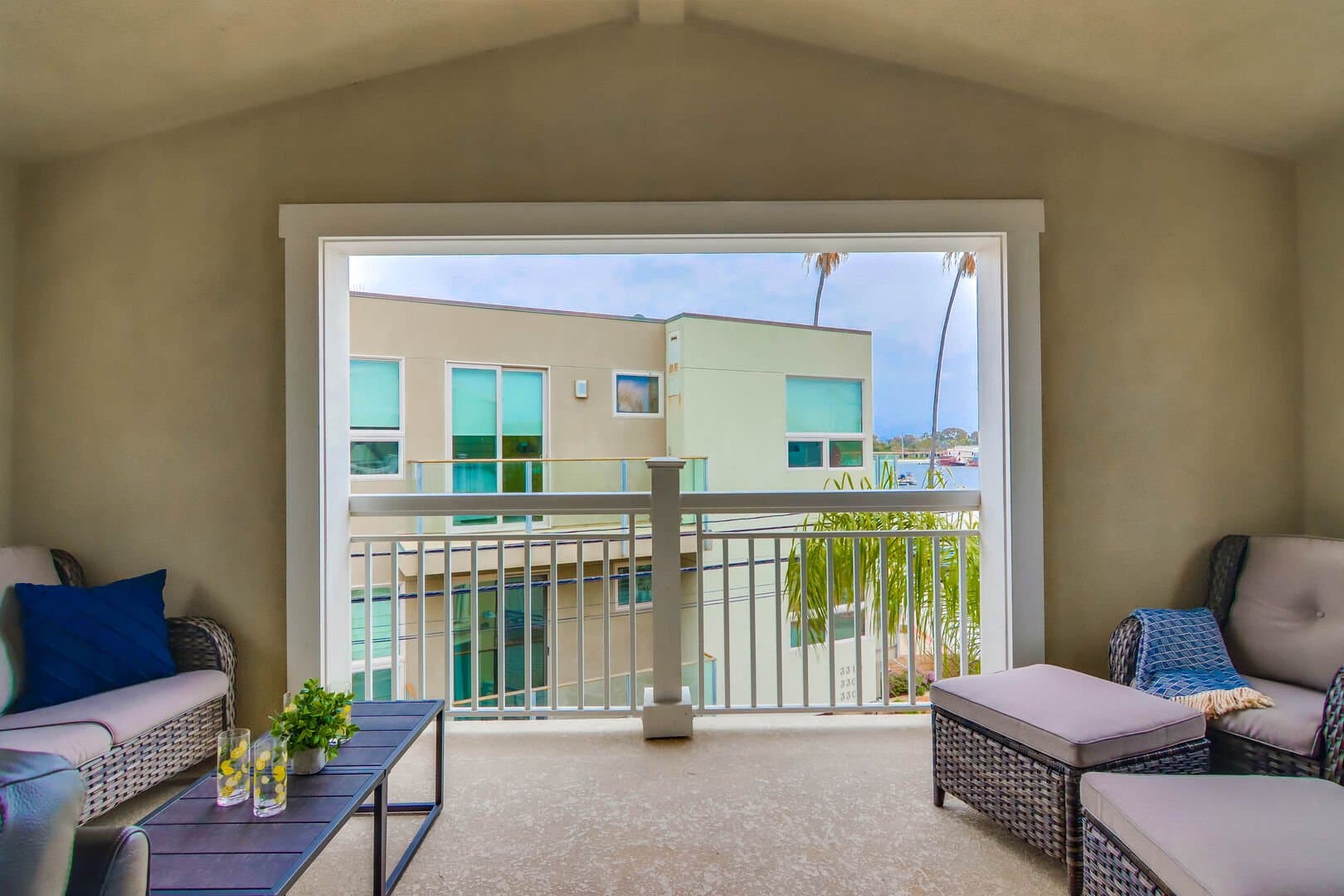 Bay Dream - Image 18