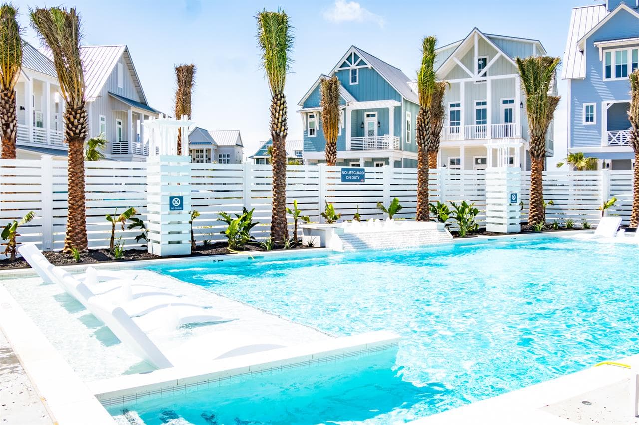 Beachfront Vibe - Image 66