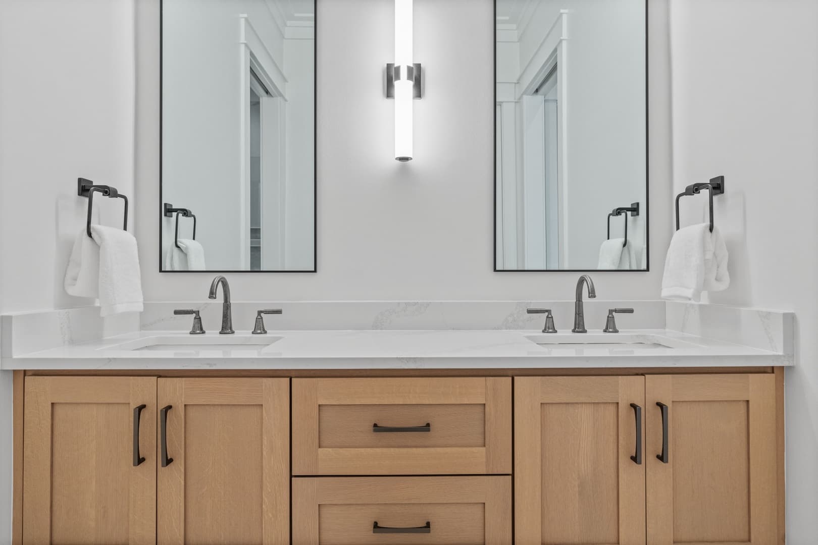 Grand Pearl - Image 44