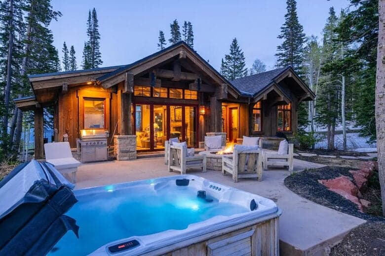 Lazy Day Chalet - Image 1