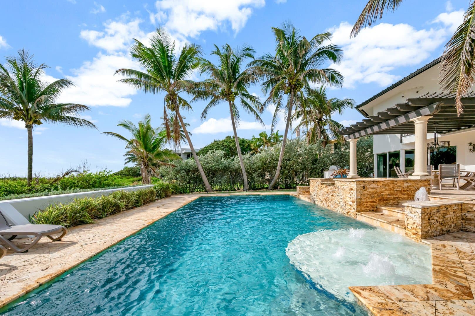 Oceanfront Estate - Image 37