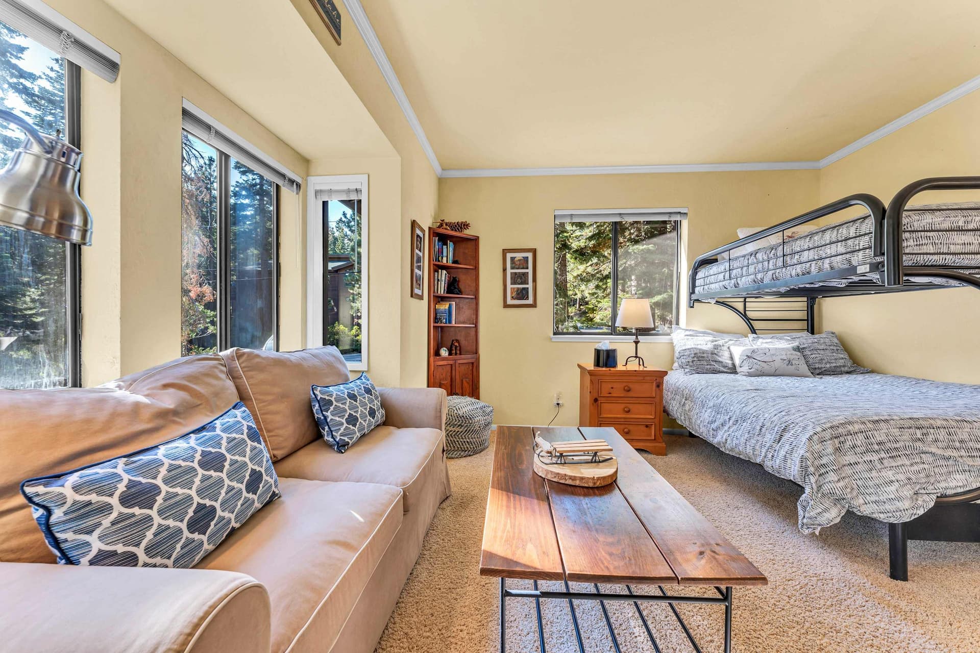 Big Bear Chalet - Image 27