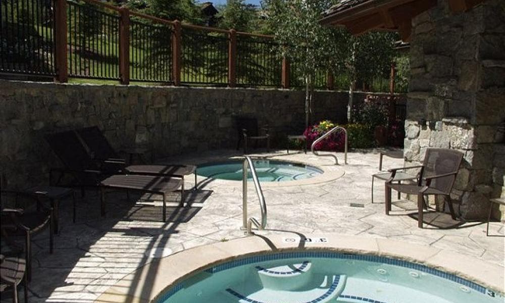 Ruby House - Image 39