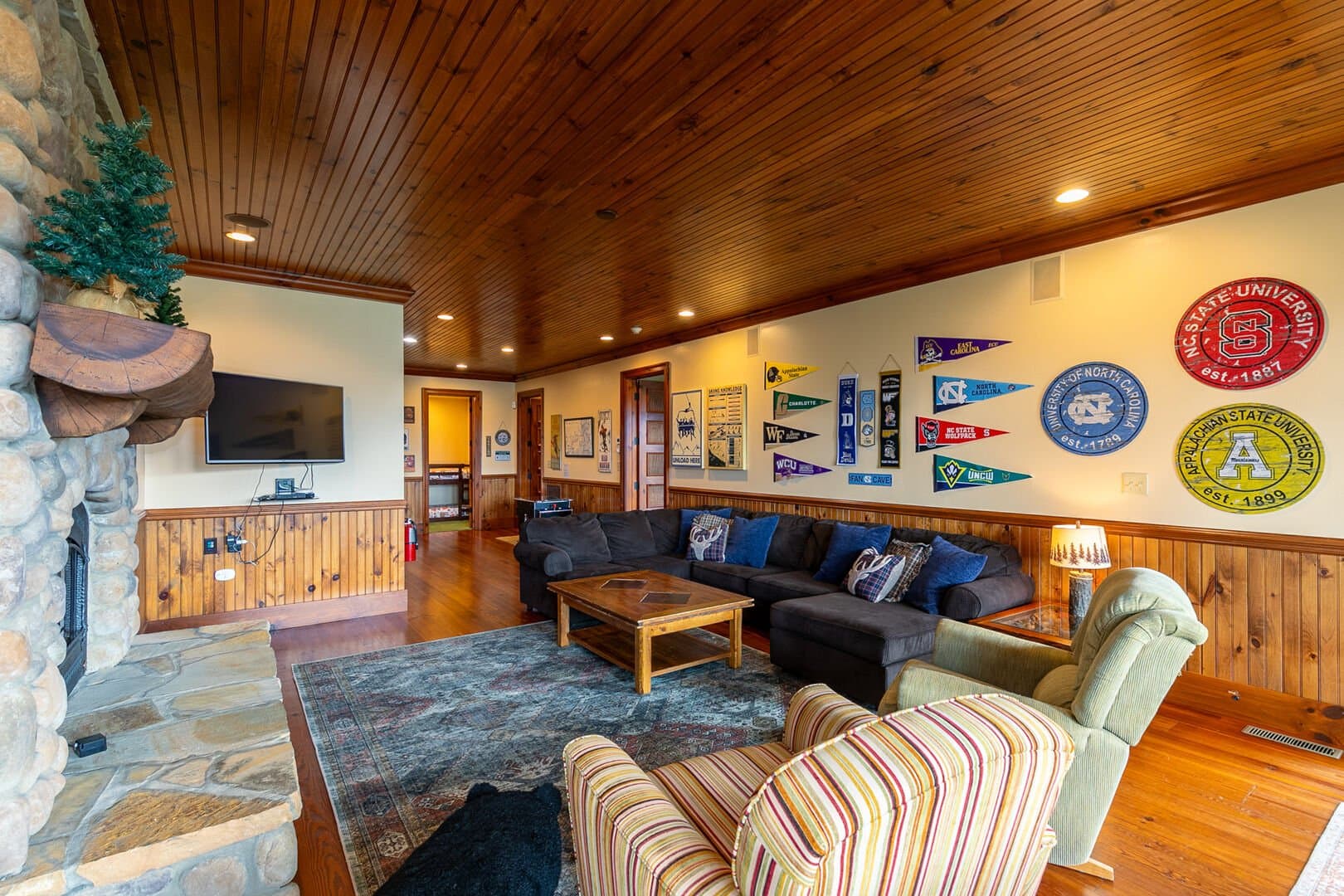 Overlook Estate in The Farm - Image 39