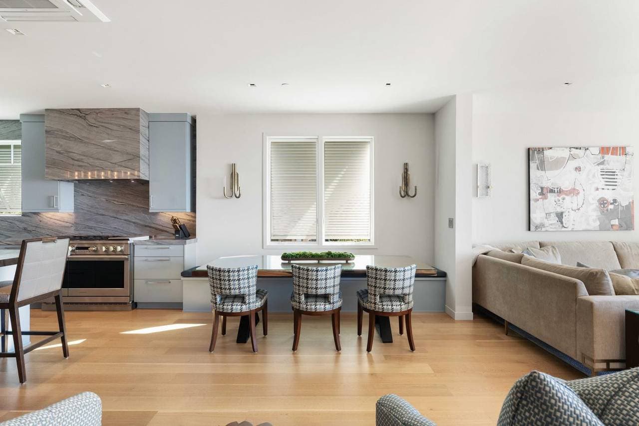 Grand Pavilion by the Sea - Image 13