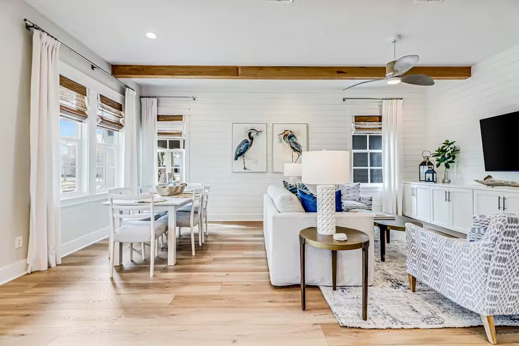 Beachin' Bungalow - Image 12