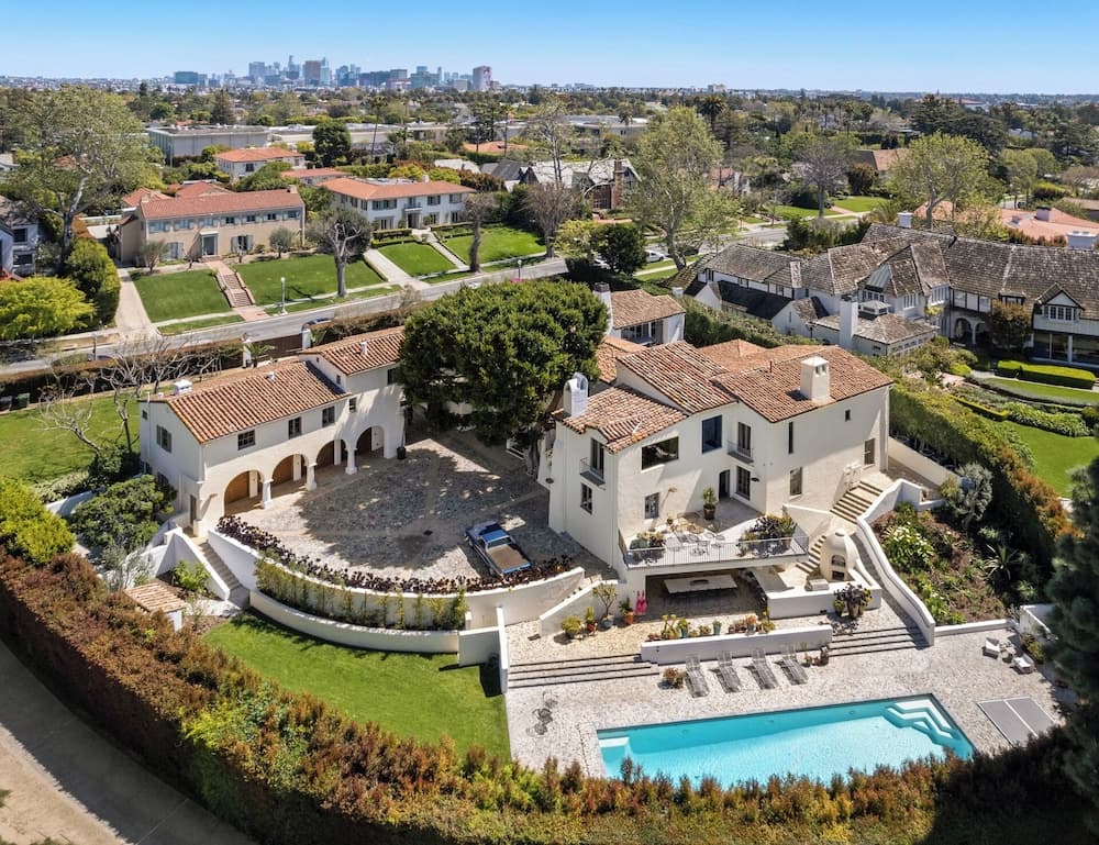 Howard Hughes Estate - Image 1