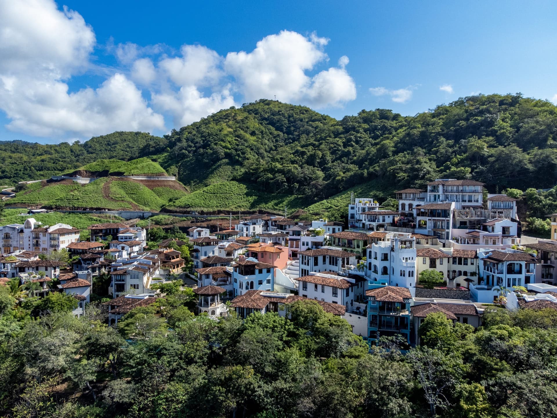 La Antigua 28 - Image 13