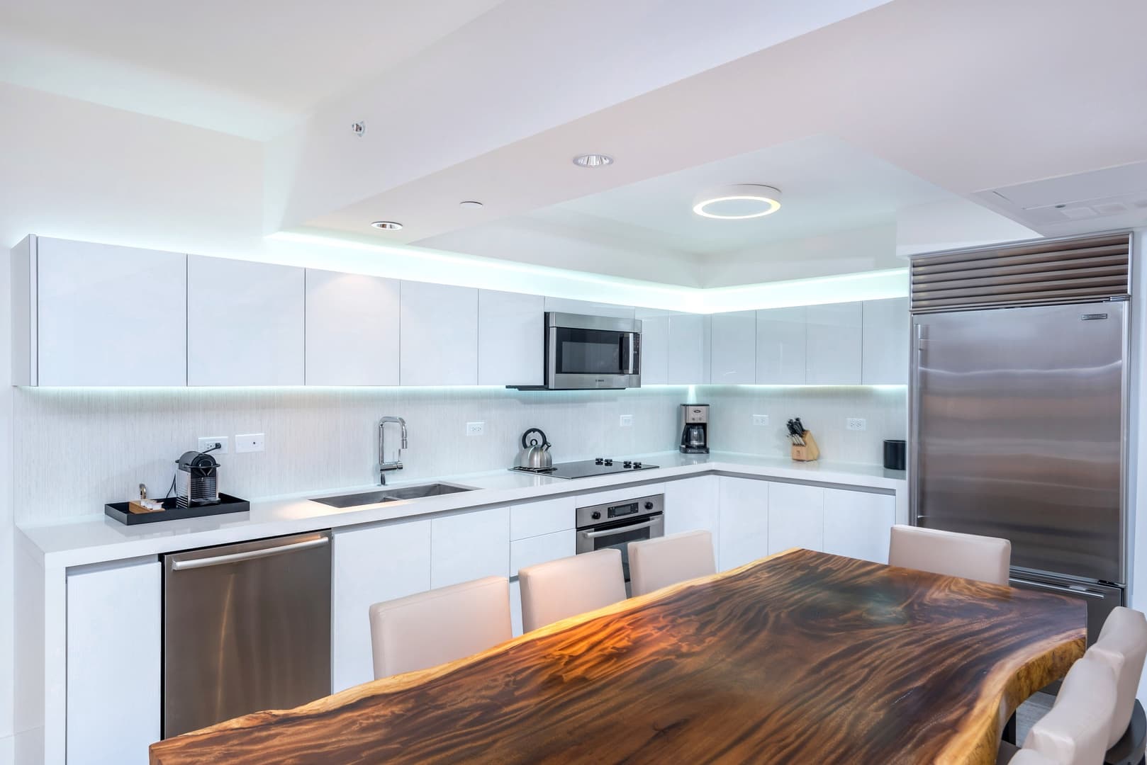 1 Hotel & Homes Residence #1144 - Image 13