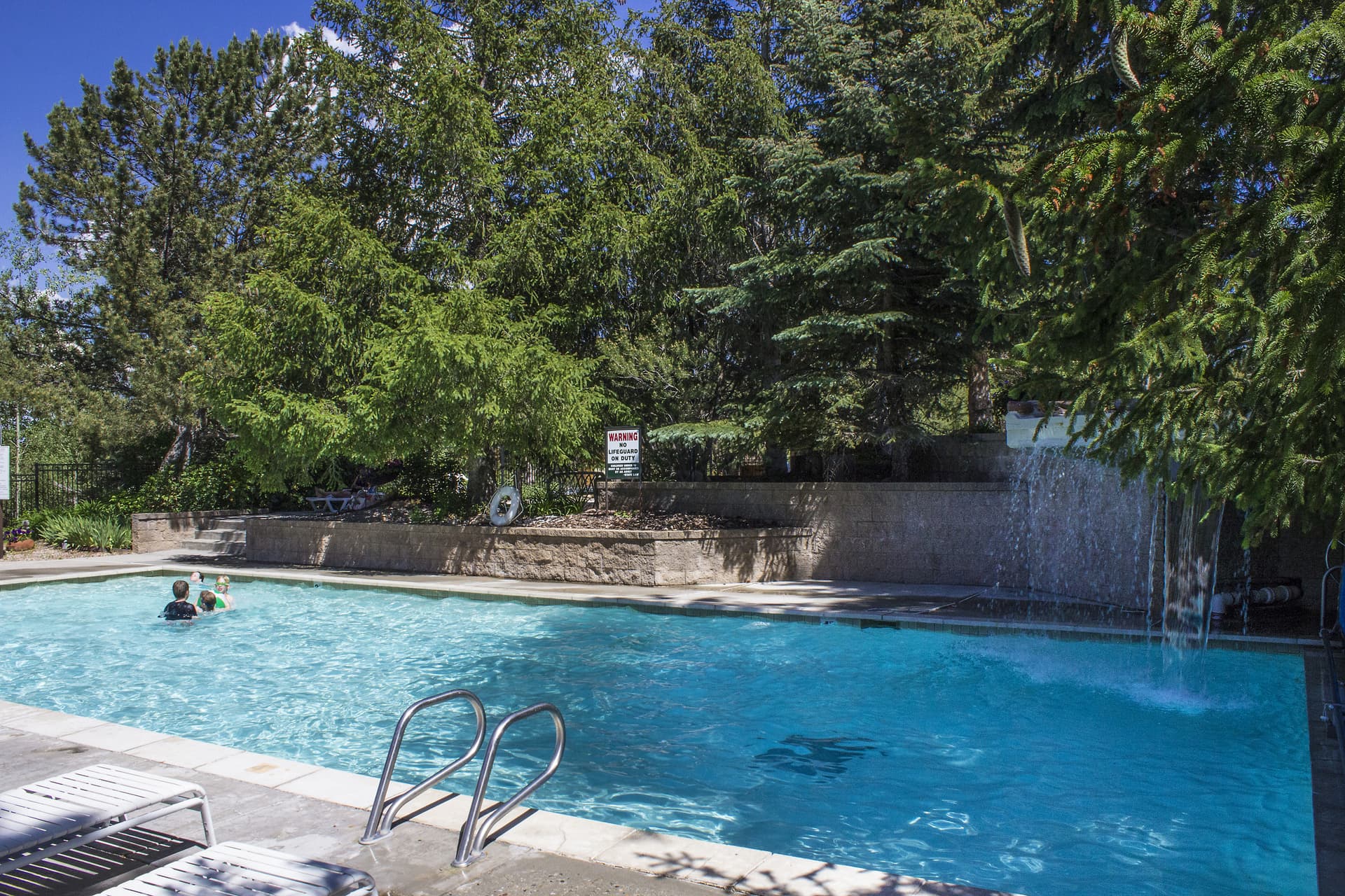 Red Pine Wonder Home - Image 33