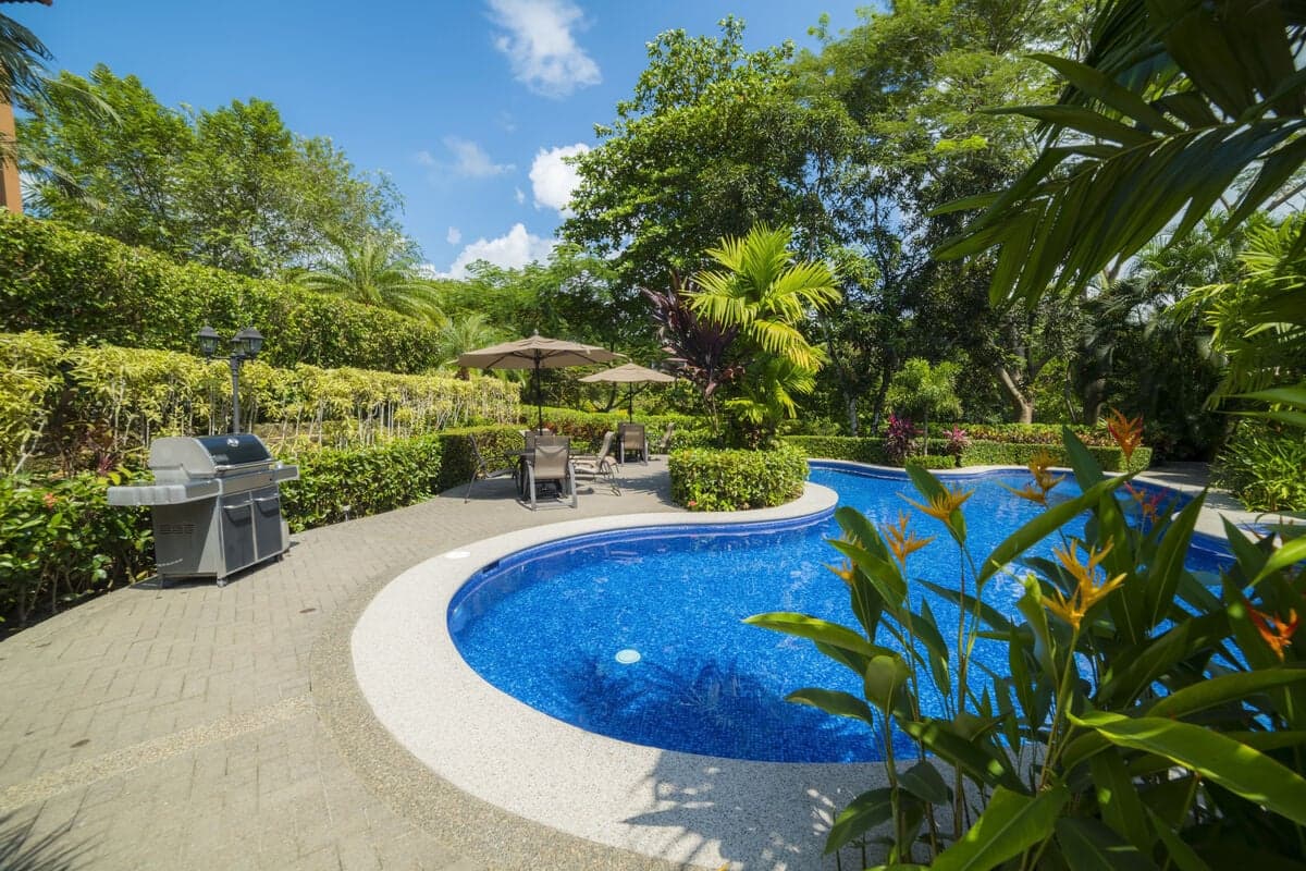 Veranda Condo 6F - Image 6