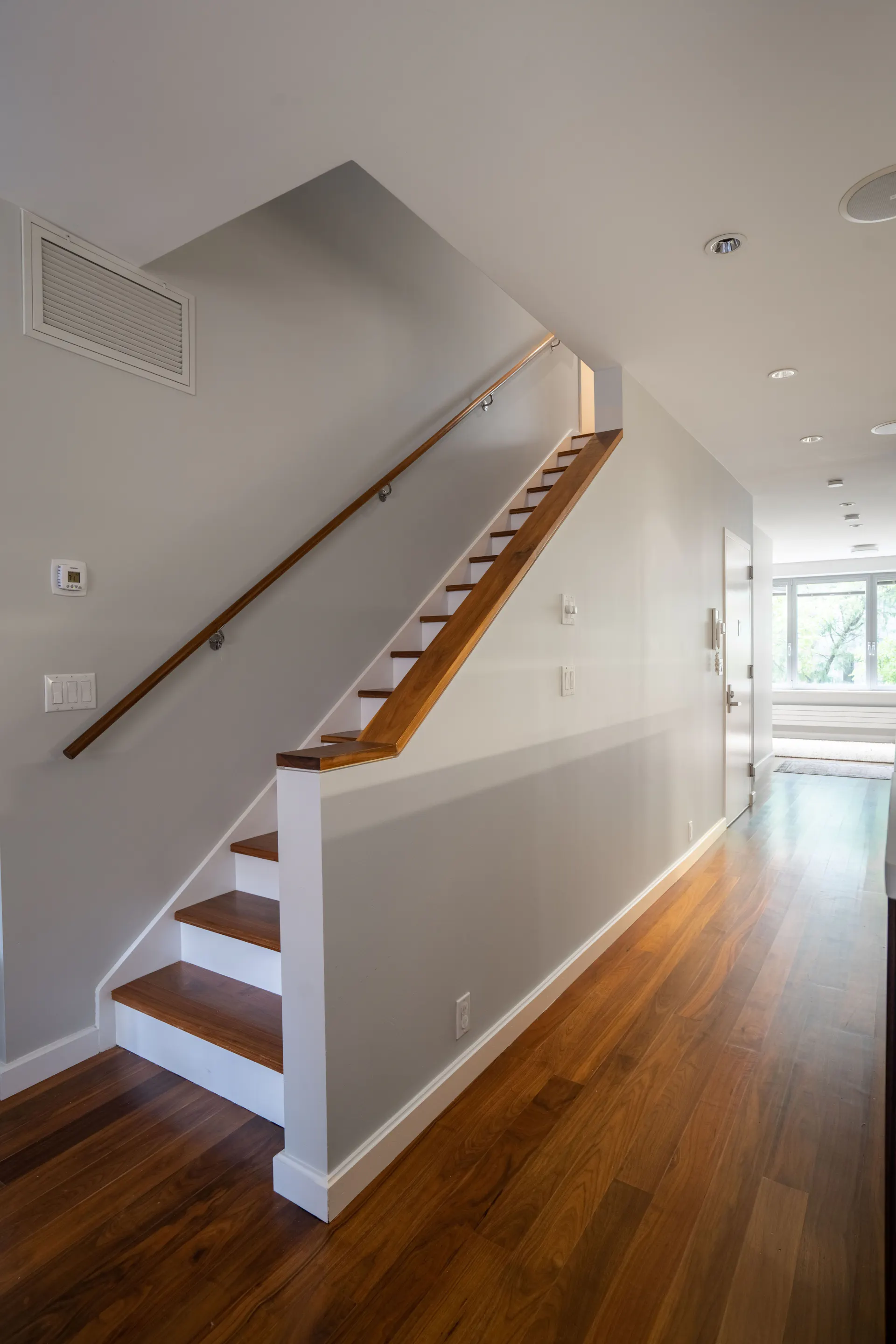 Gotham House II - Image 16