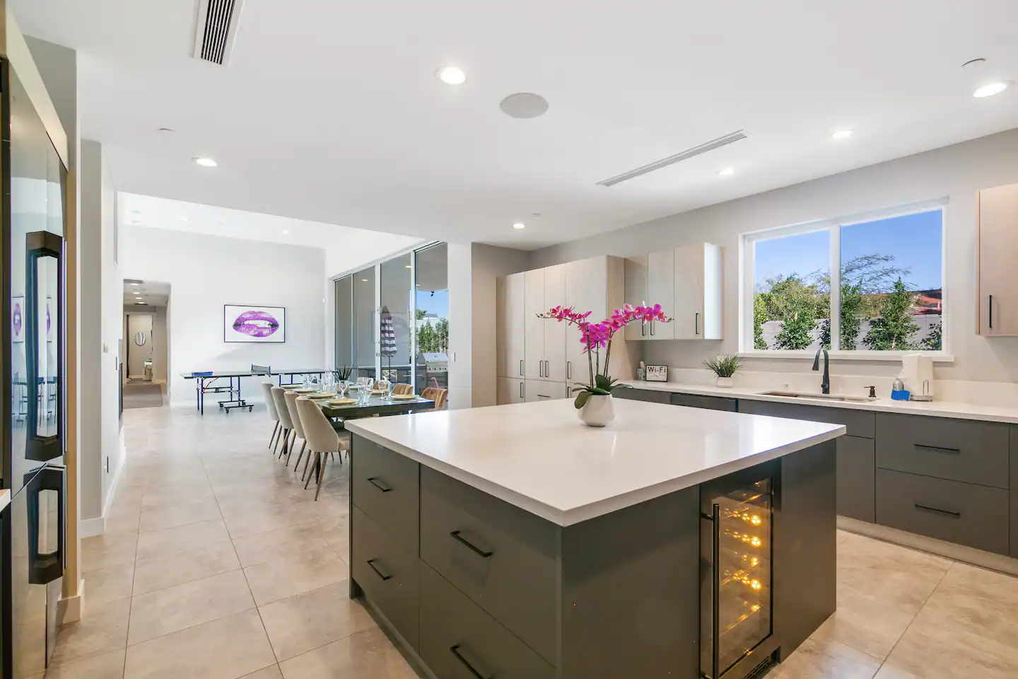 Opulent Haven - Image 11