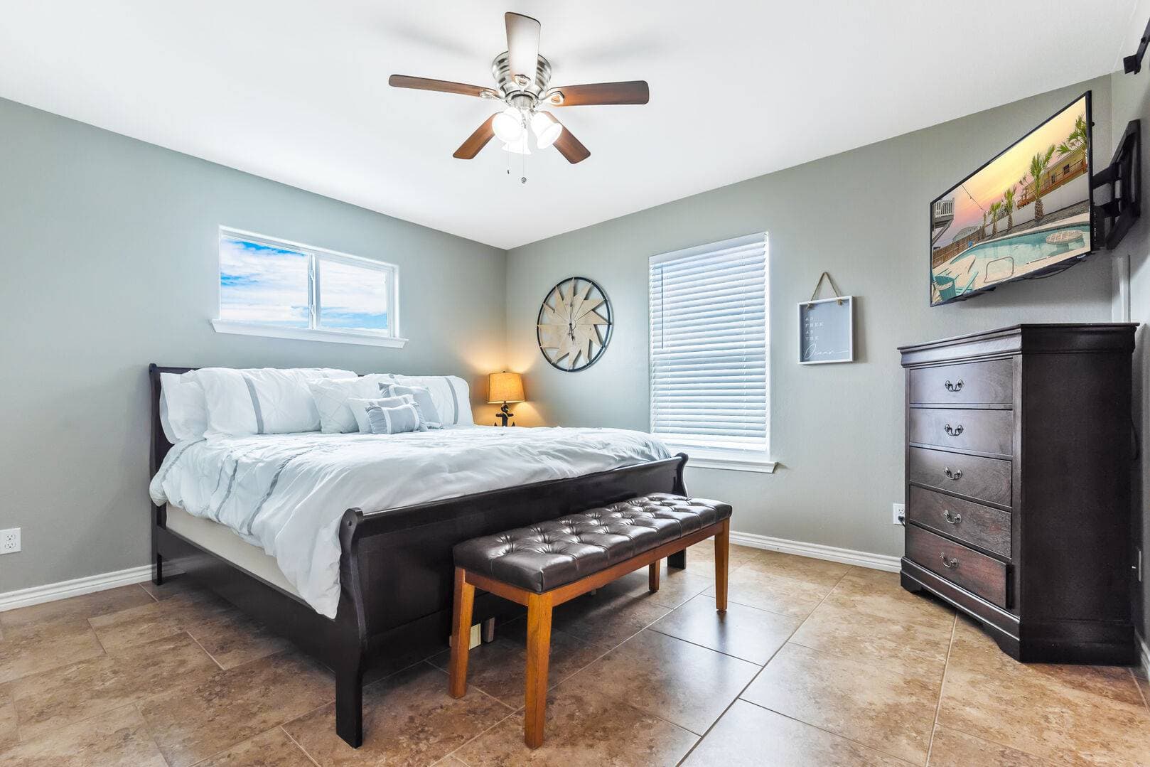 Latitude Adjustment - Image 22