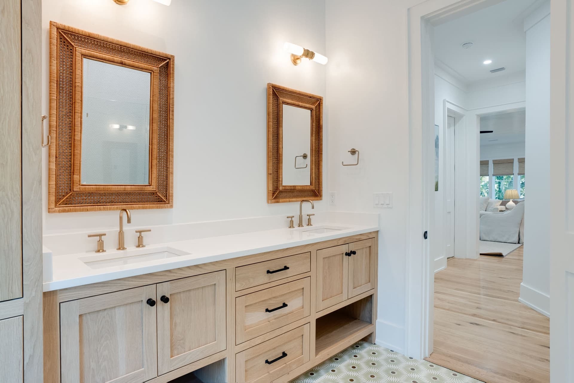 Shore To Have Fun - Image 27