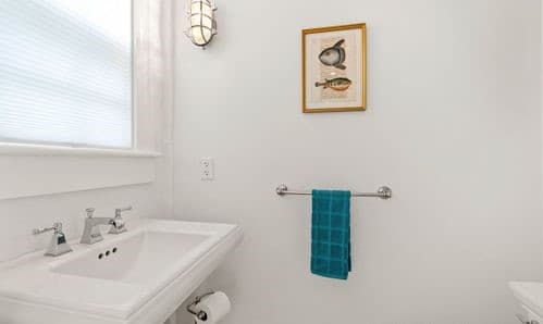 Hiawatha Manor - Image 16