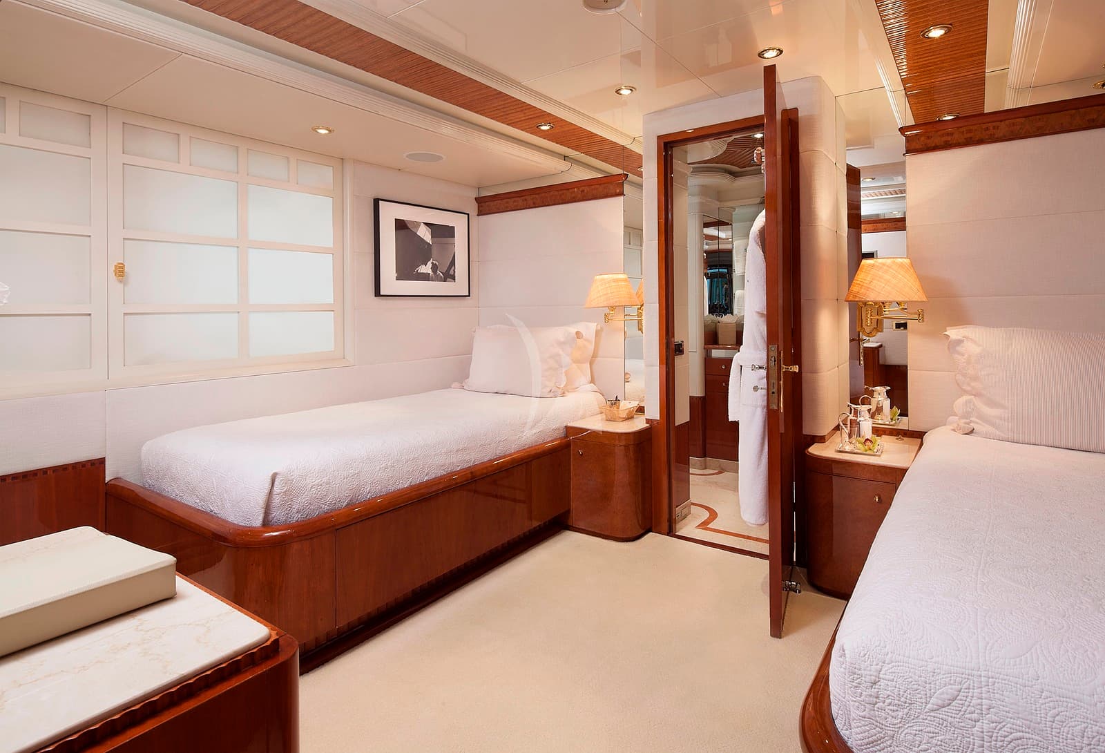 Starfire Yacht - Image 8