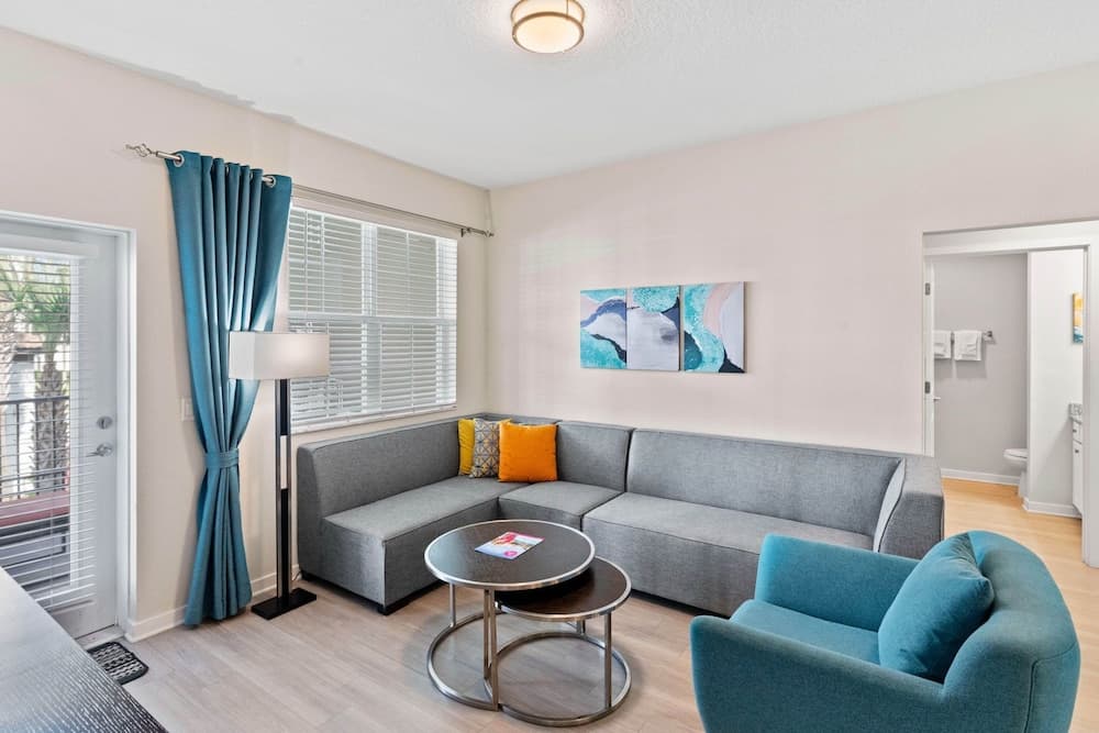 Breakview Residence #210 - Image 7