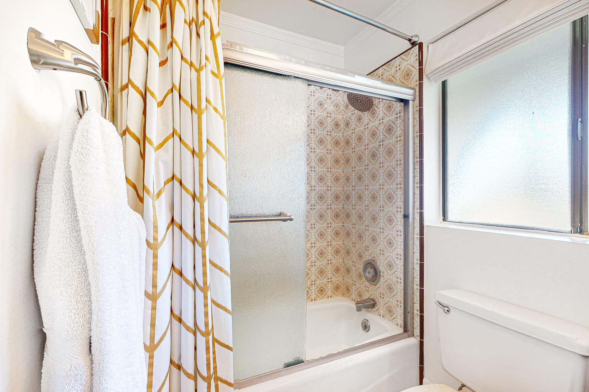 El Paseo Modern House - Image 23