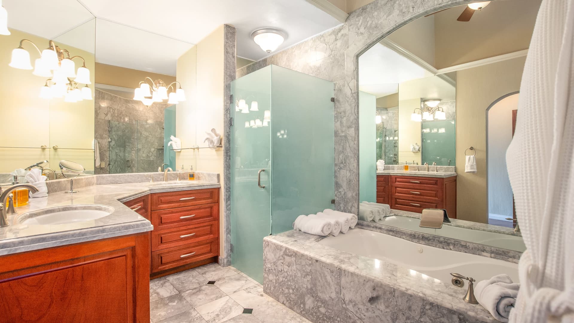 Palms Residence - Image 18