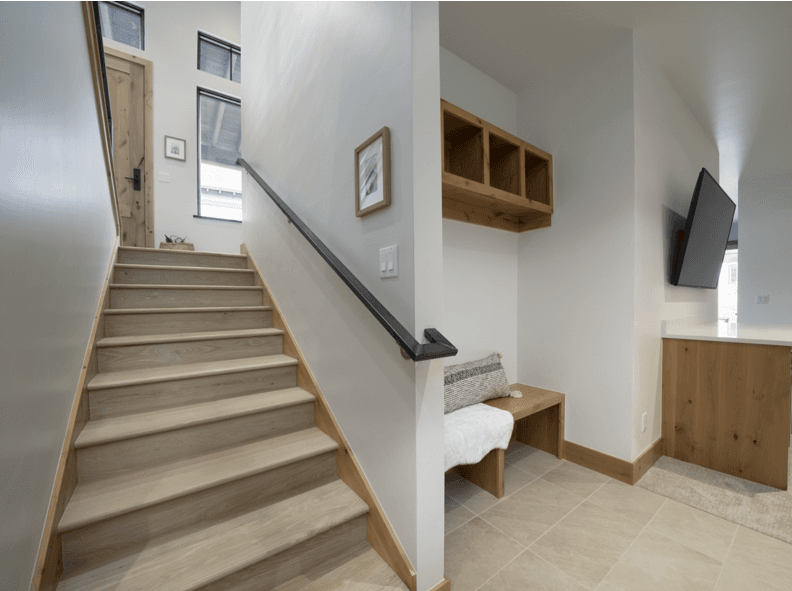 Whale's Tail Watch - Image 20