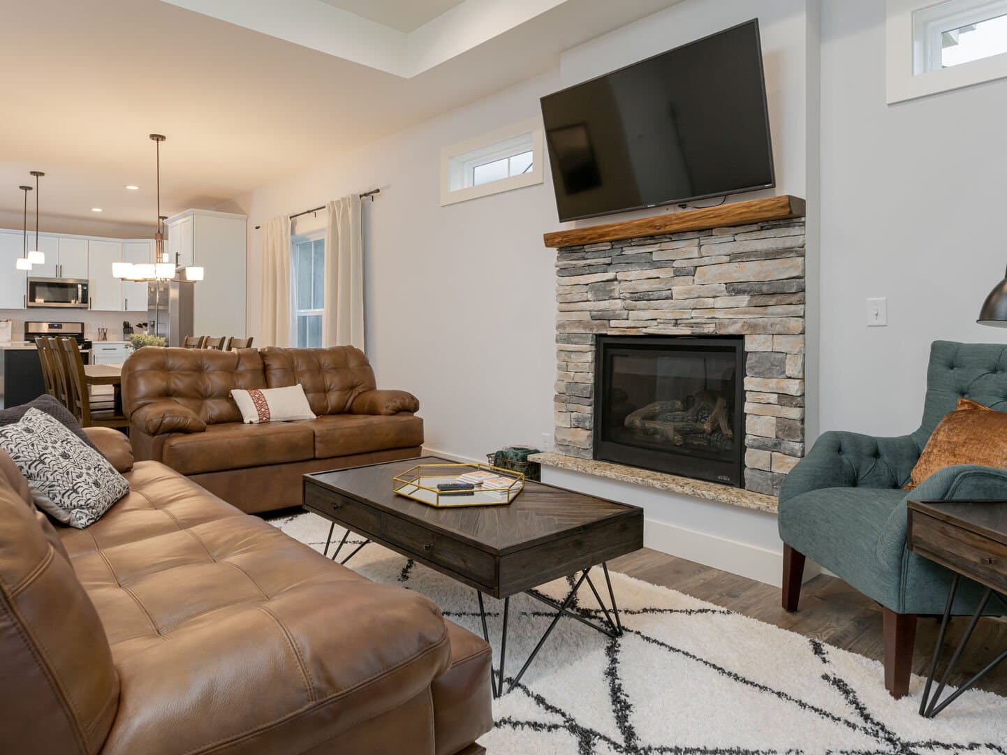 Land Of The Pines Home - Image 2