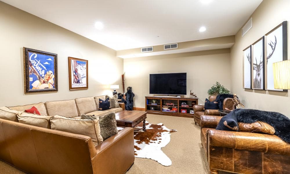 Ruby House - Image 23