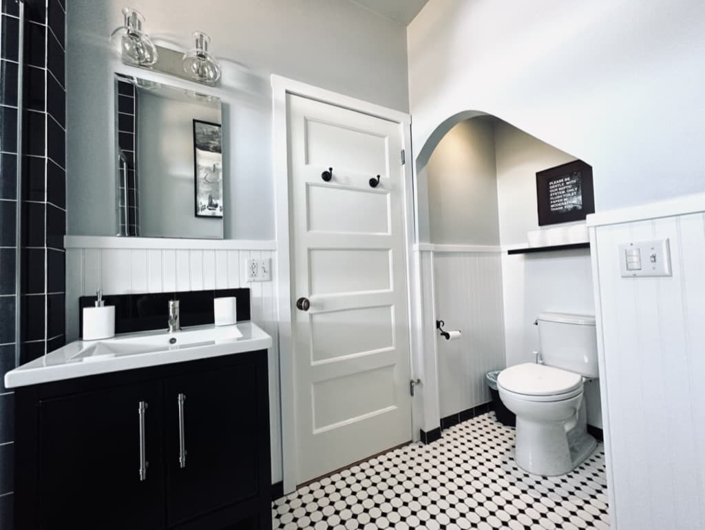 Guest House at Dalya Estate - Image 16