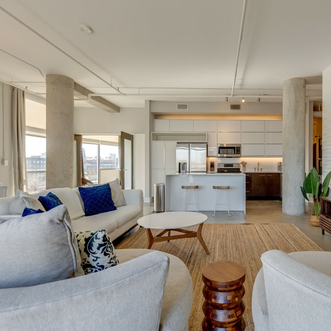 Spring Residence - Image 1