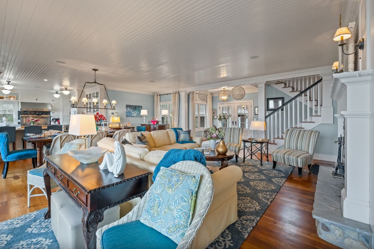 Goettelman's Lake House - Image 7