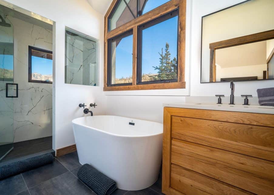 Winterleaf - Image 38