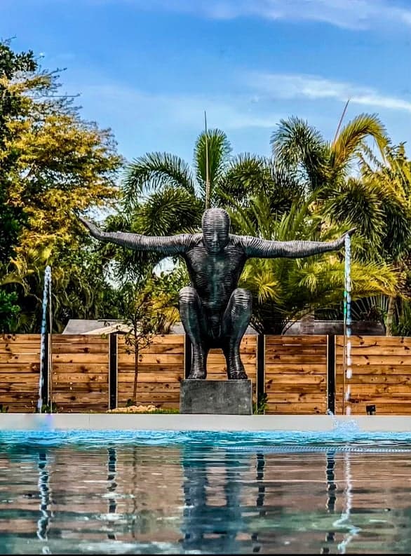 Tree House - Image 35