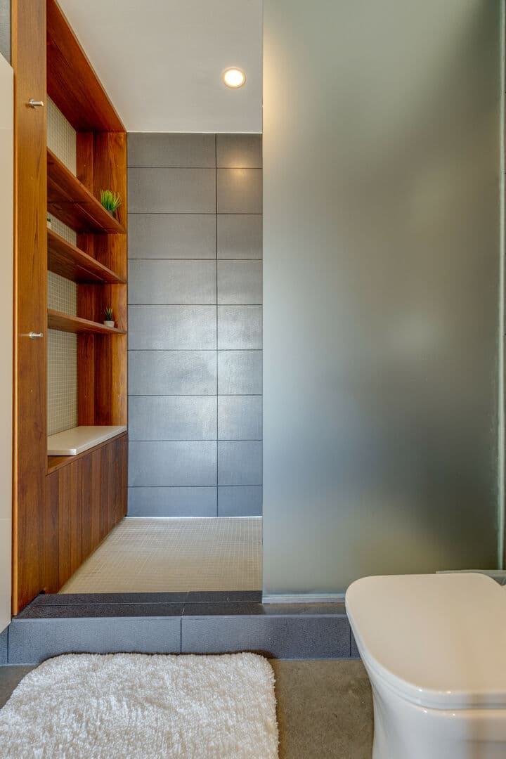 Spring Residence - Image 19