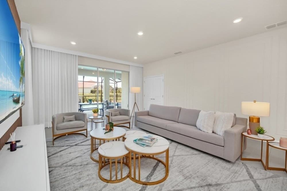 Lana Divers Villa - Image 1